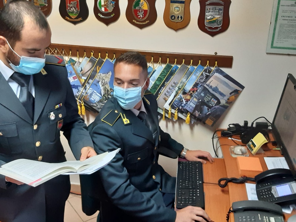 1620223506_Guardia_di_Finanza_Arezzo