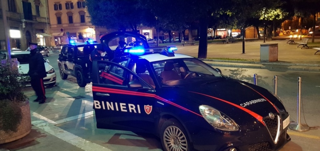 1621164786_Carabinieri_Arezzo