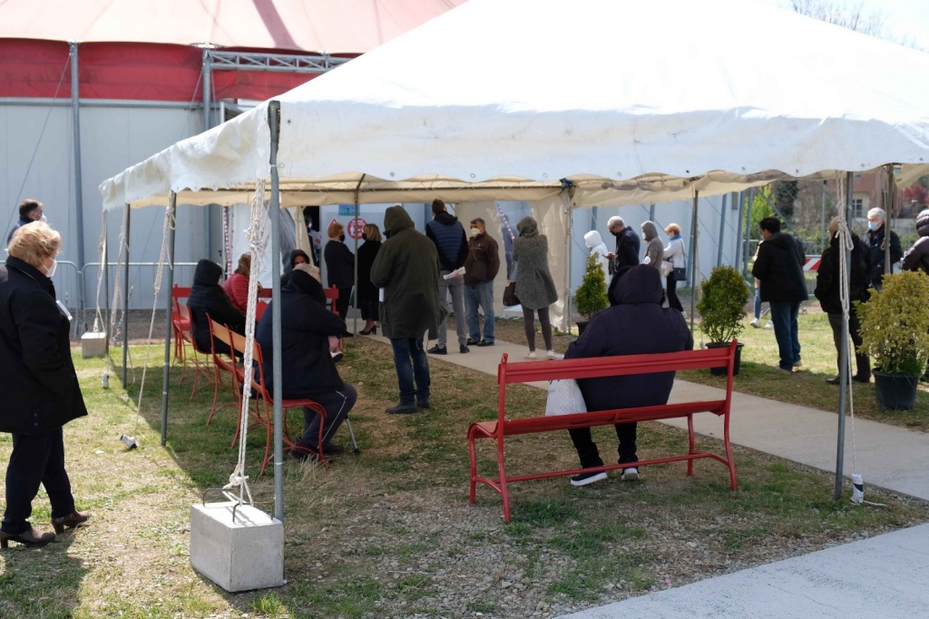 1621353433_Vaccino_Teatro_Tenda_Arezzo30