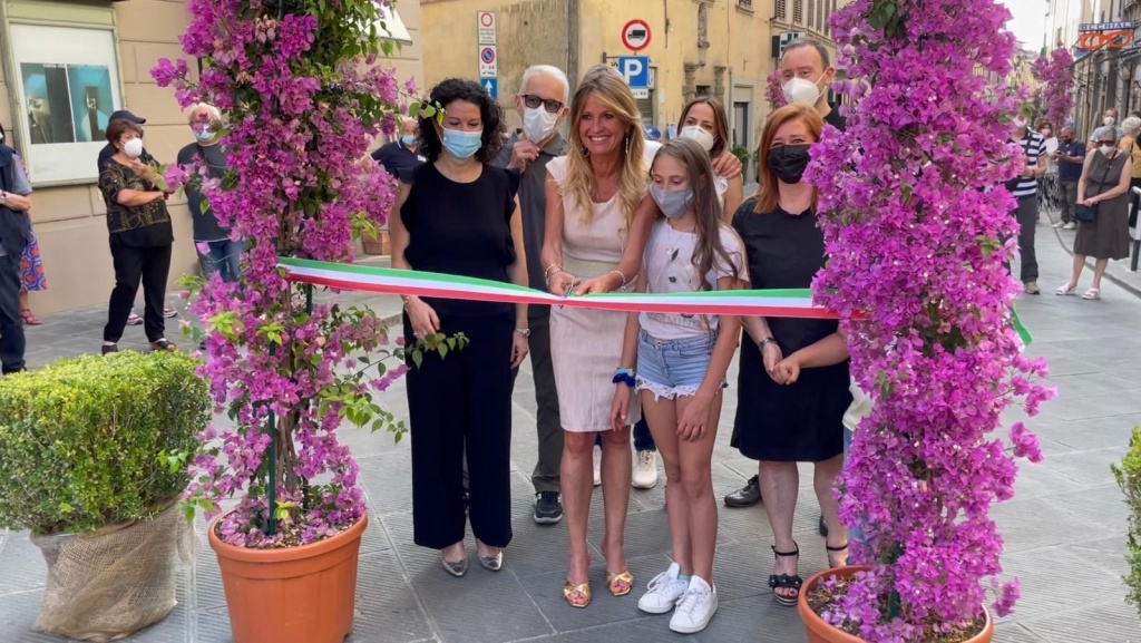 Montevarchi, la seconda vita di via Roma. Chiassai Martini: “Segno di ripartenza” Ar24Tv