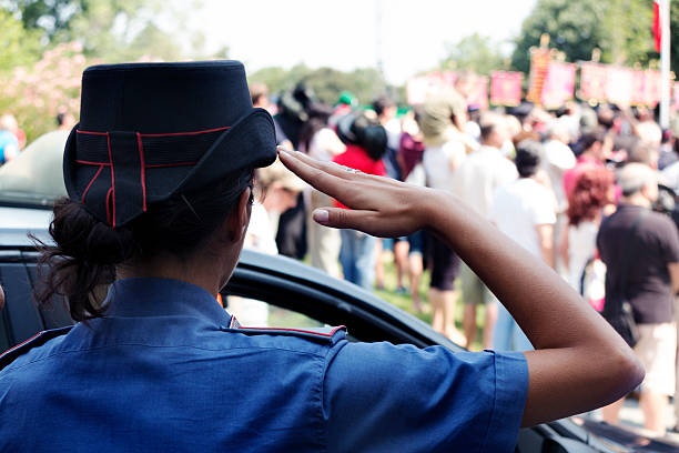 1625931351_carabiniere_donna