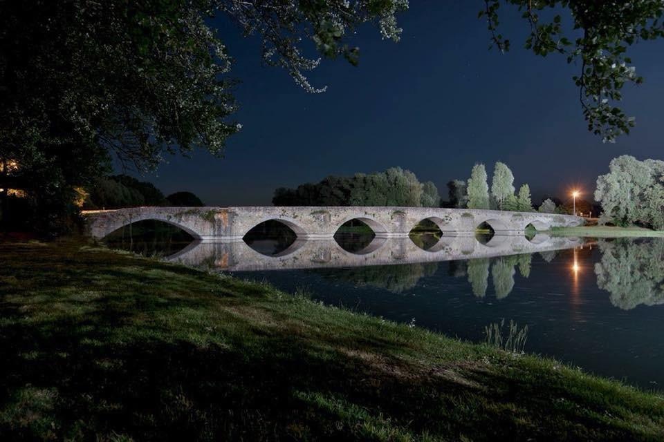 1627995502_Ponte_Buriano_illuminato