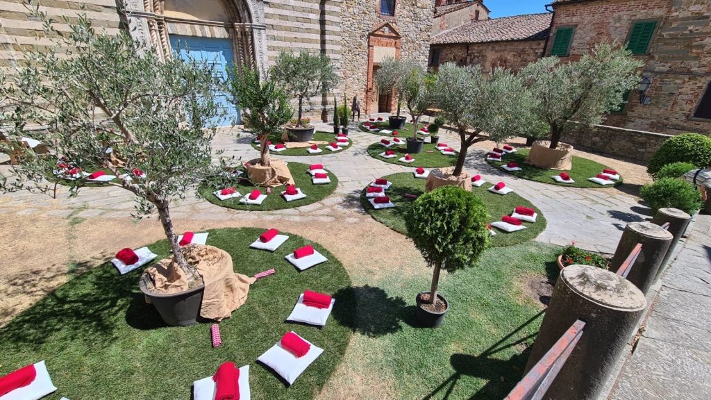 Lucignano, un successo gli eventi dell’estate. Casini: “Dal turismo buoni risultati” Ar24Tv