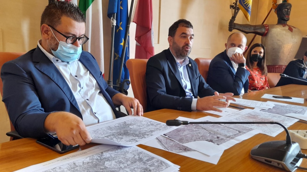 Arezzo si “allarga” con la modifica al regolamento edilizio, Pd: “Da noi proposta concreta” Ar24Tv
