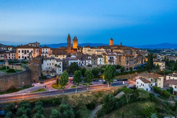 1635329808_1613120239_Monte_San_Savino