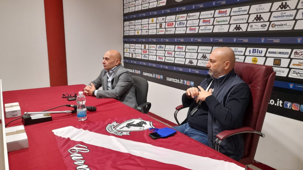 La dirigenza dell’Arezzo fa quadrato intorno allo staff tecnico: “Fiducia mai in discussione” Ar24Tv