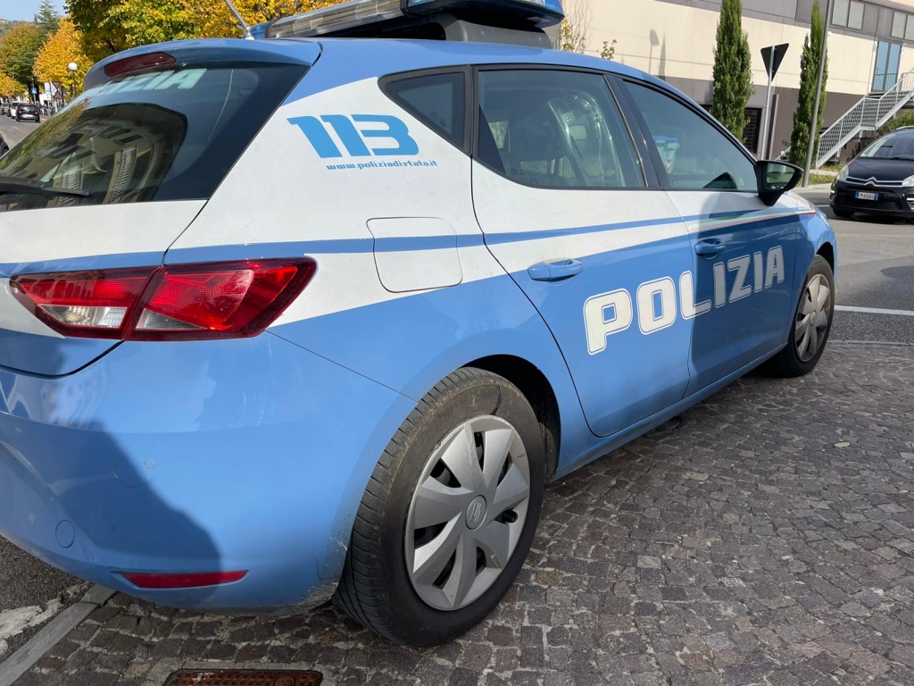 1637649300_Polizia_Arezzojpg