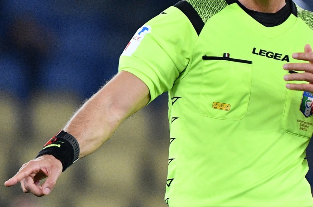 1638906798_arbitro