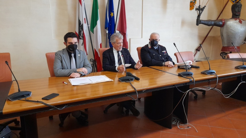 Piscina comunale, Ghinelli: “Disponibili a trattare con il gestore, ma la piscina deve riaprire” Ar24Tv