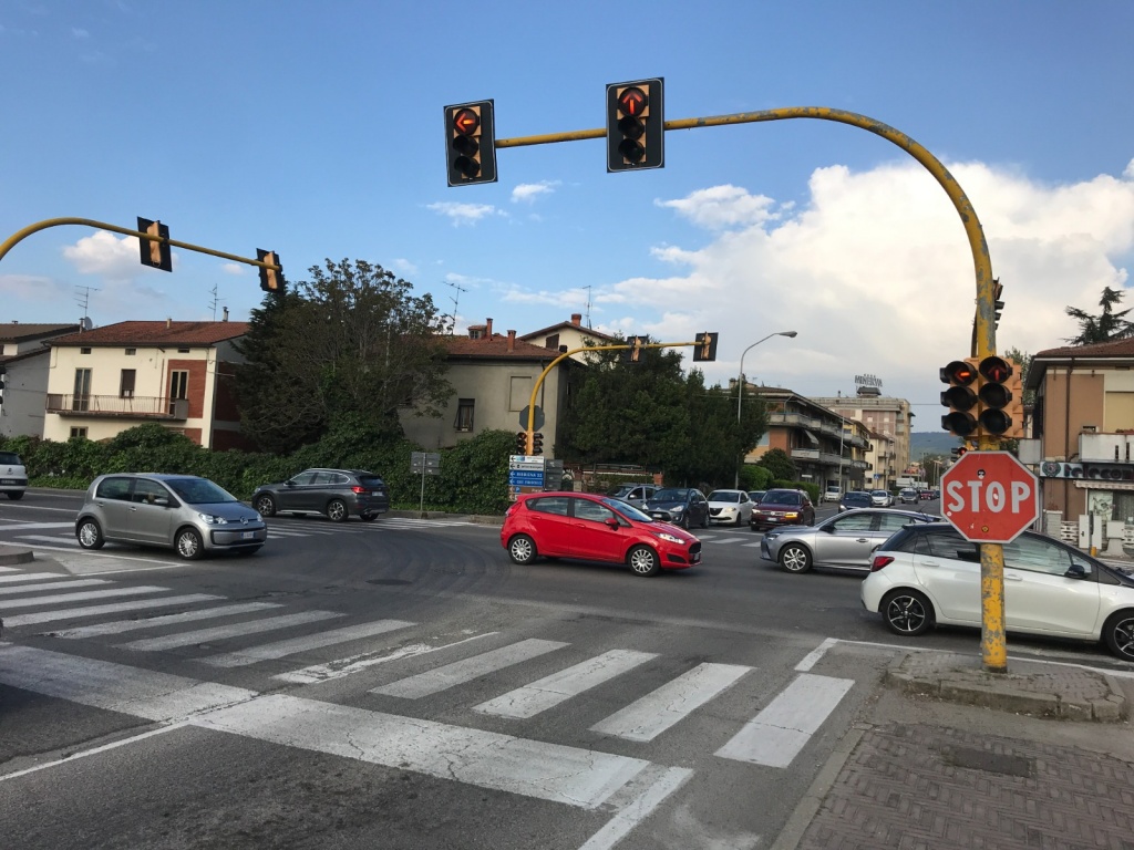 1651573323_rotatoria_via_fiorentina