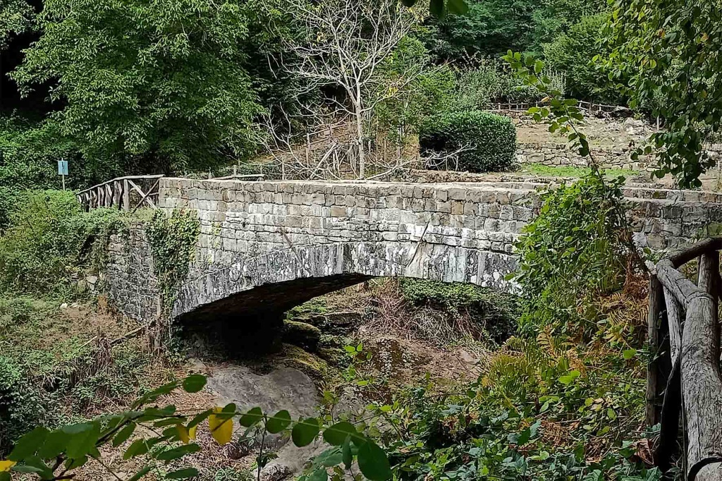 1655198359_Brigata_di_Raggiolo_-_Ponte_dellUsciolino_3