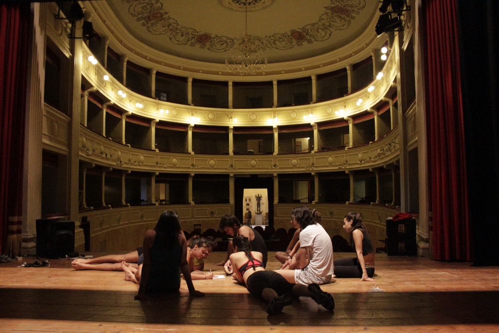 1656324350_avesta_al_teatro_mario_spina