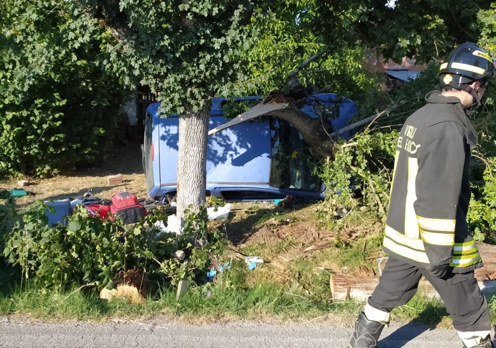 1656869548_incidente__Monte_San_Savino_8
