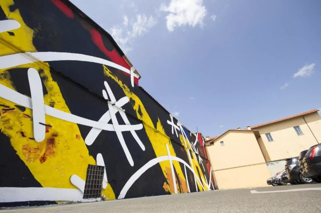 1657352584_Murales_Moneyless_Arezzo_o