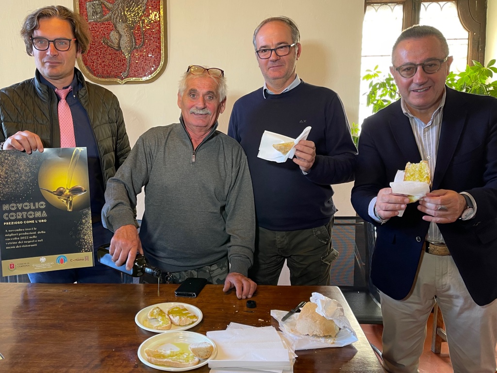1667892690_Presentazione_Novolio_Cortona