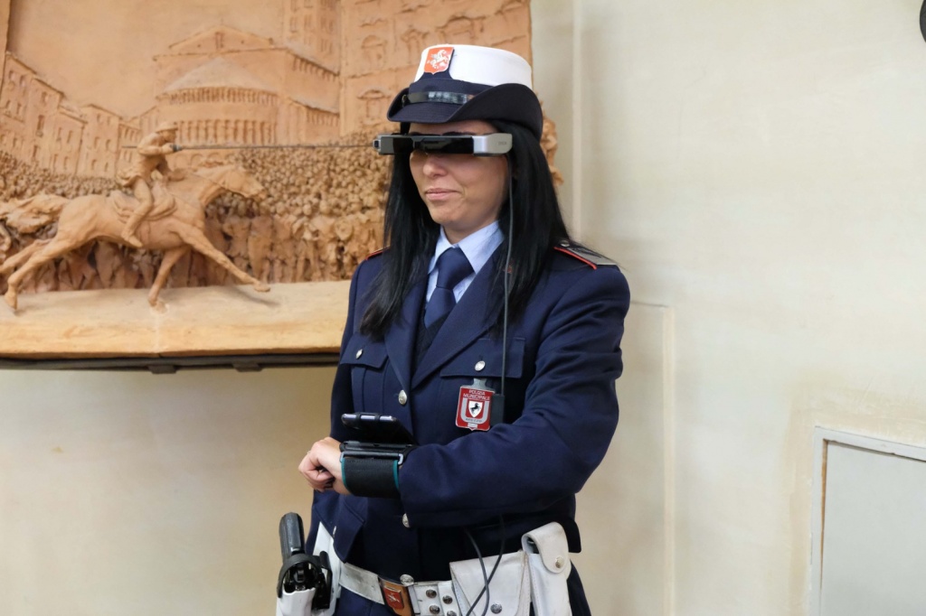 1668522788_Polizia_Municipal.e_Arezzo_occhiali