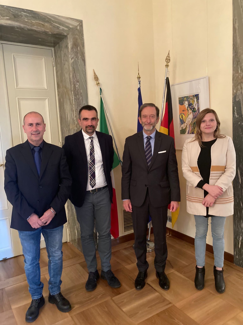 1669889354_221130-CIVI-Sindaco_di_Civitella_Andrea_Tavarnesi_con_Ambasciatore_tedesco_Viktor_Elbling_e_i_sindaci_di_Stazzema_e_Marzabotto