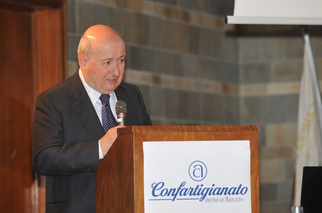 1671027279_donati_2010_2
