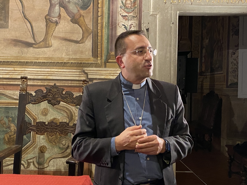 Mons. Migliavacca: “Natale festa di responsabilità, ad Arezzo mi sono sentito accolto” Ar24Tv