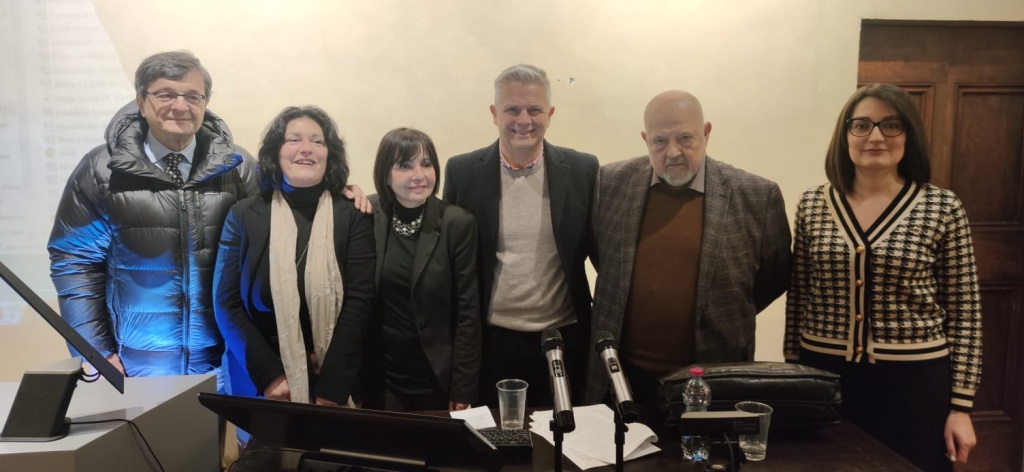 1674468288_conferenza_casa_di_piero