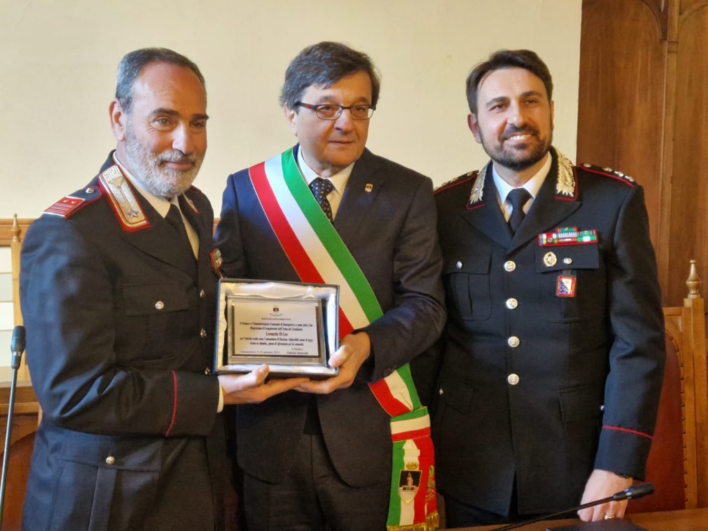 1674633885_DI_LEO_2