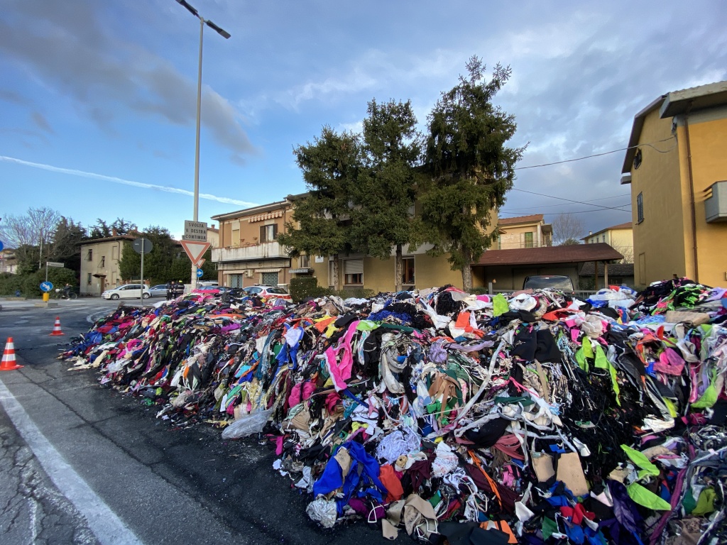 1674665398_stracci_viale_don_minzoni_arezzo