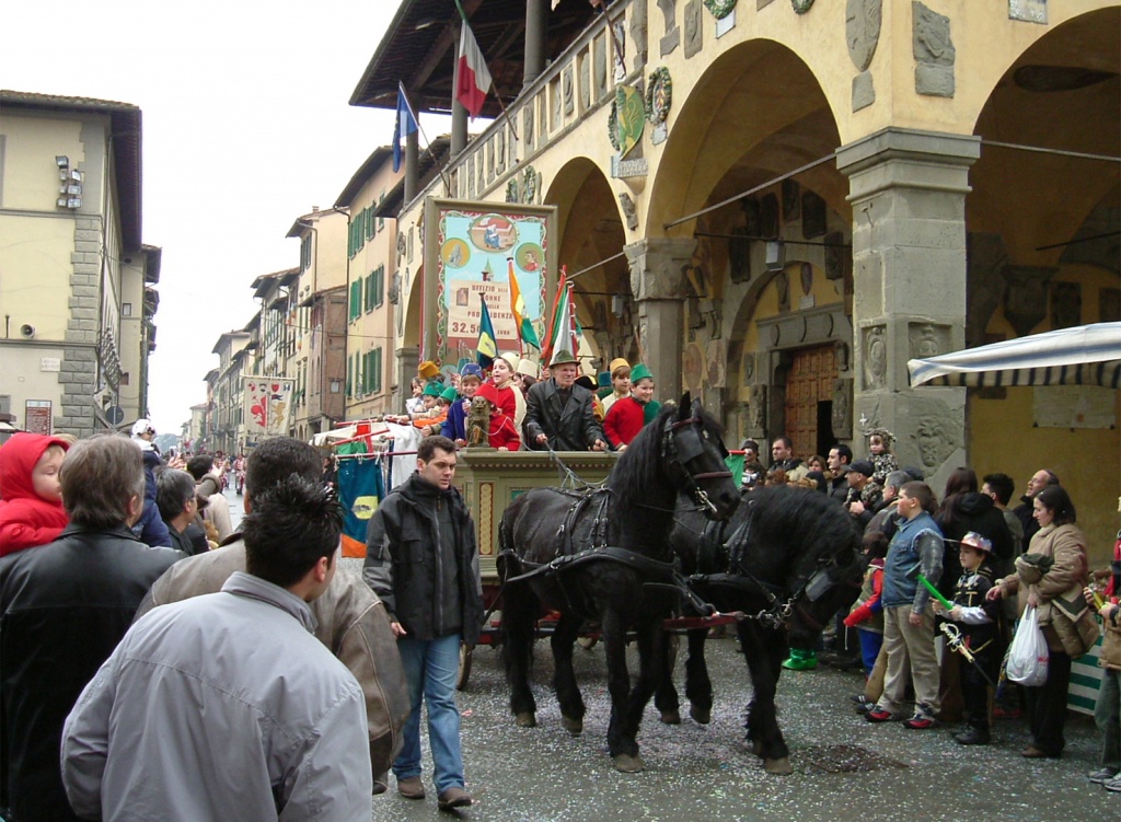 1676798456_paggettisulcarrocorsoitalia