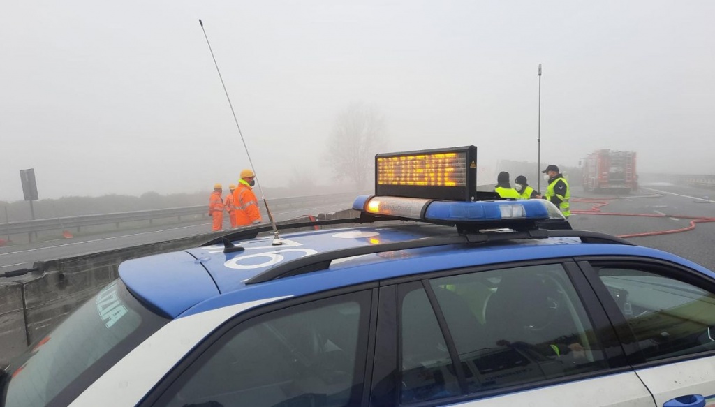 1682405390_incidente_a1_polizia