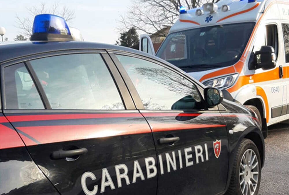 1682760458_carabinieri-ambulanza_2