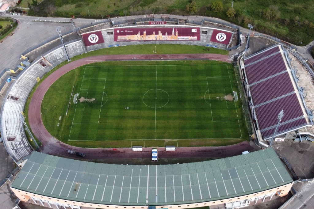 Ristrutturazione stadio, Scapecchi: “Comune a fianco della società amaranto” Ar24Tv