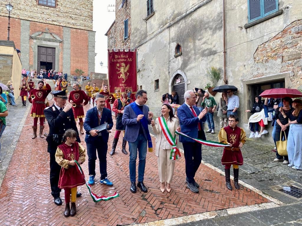 1684690306_maggiolata_2023_dom_21_mag_13