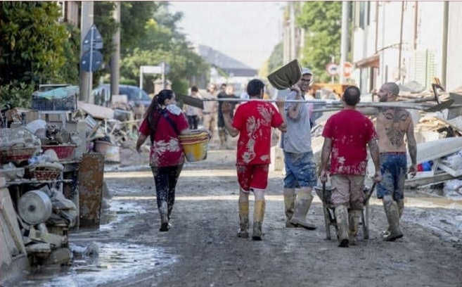 Alluvione, Sant’Andrea tende la mano a Faenza