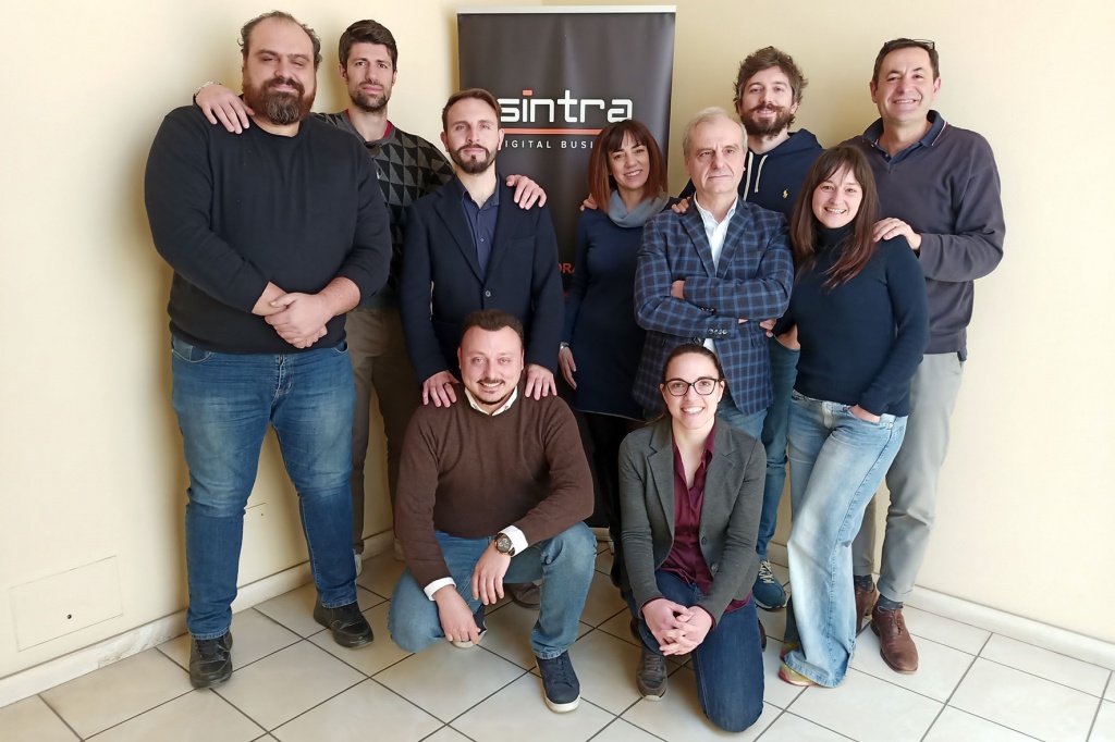 1685277160_Sintra_-_Gruppo_personale_2