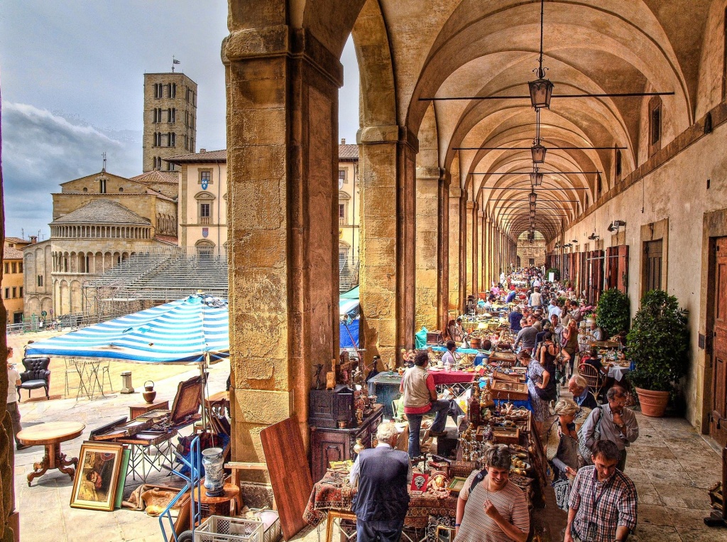 1685518406_Fiera_antiquaria_Arezzo_2