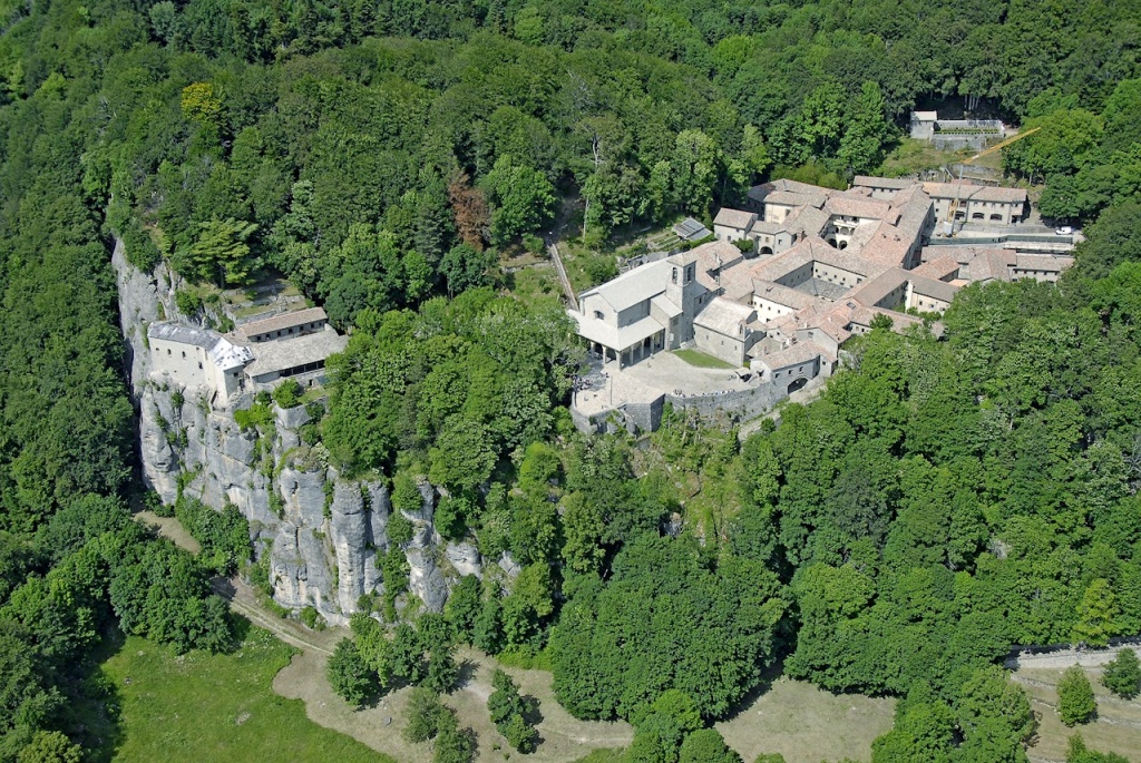 1686073019_1636102120_1630927149_1608565047_Chiusi_della_Verna_2_o_o_o