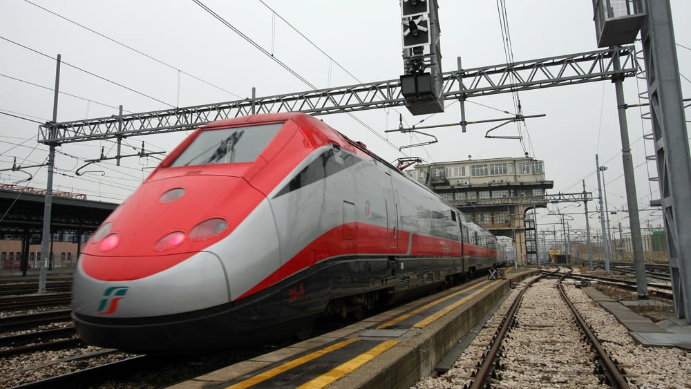 1688541201_Treno_alta_velocita-2