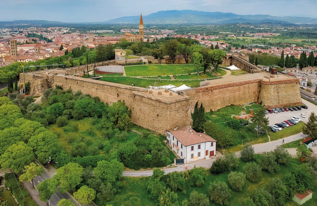 1689145238_Fortezza_Arezzo_o_o