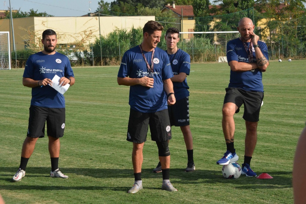 Arezzo, giorno uno: raduno e primo allenamento. Dal Foggia arriva Di Pasquale Ar24Tv