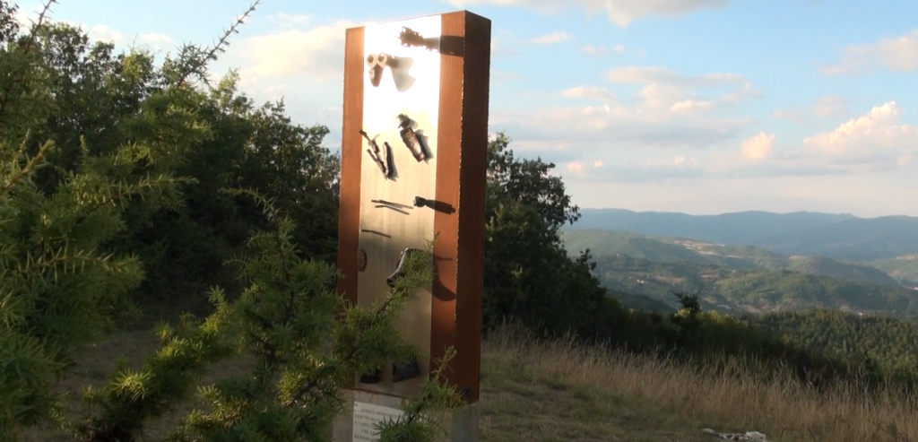 1693590655_stele_poggio_grillo_4