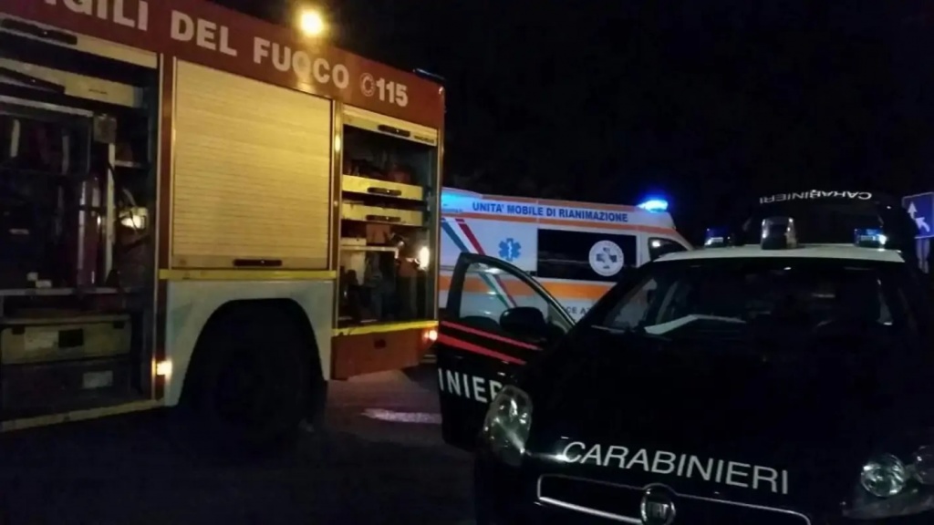 1695018854_carabinieri-vigili-del-fuoco-ambulanza-notte