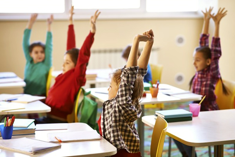 1695805268_bambini-stretching