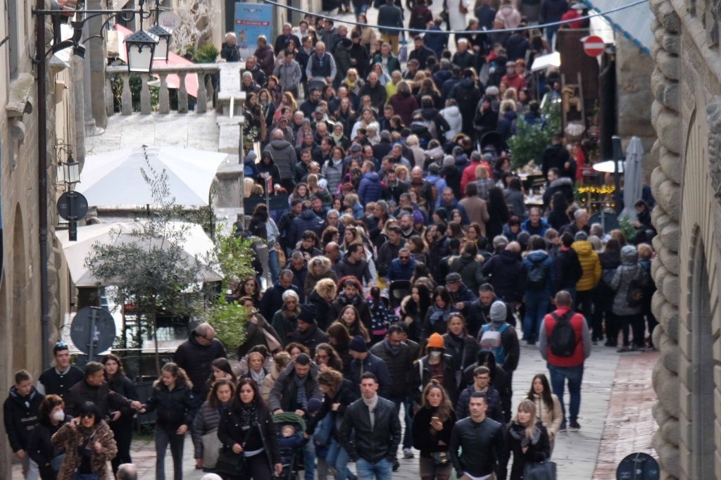 1700301318_1669022486_Arezzo_citta_del_Natale_inaugurazione_2022_5