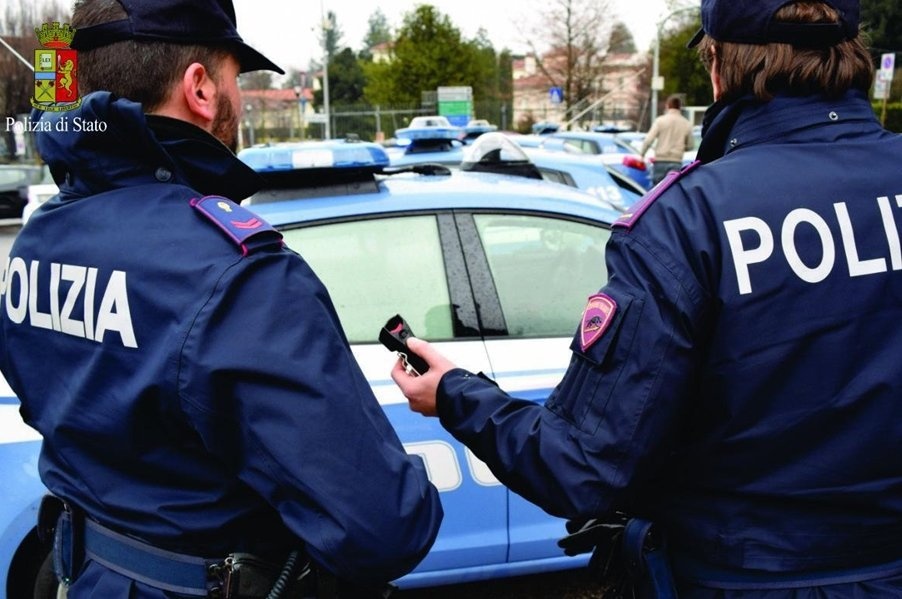 1700664092_polizia-15