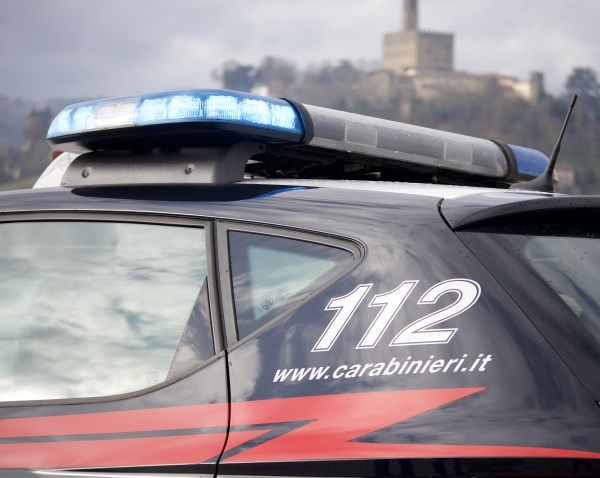 1702463065_Poppi_carabinieri_o_o_o