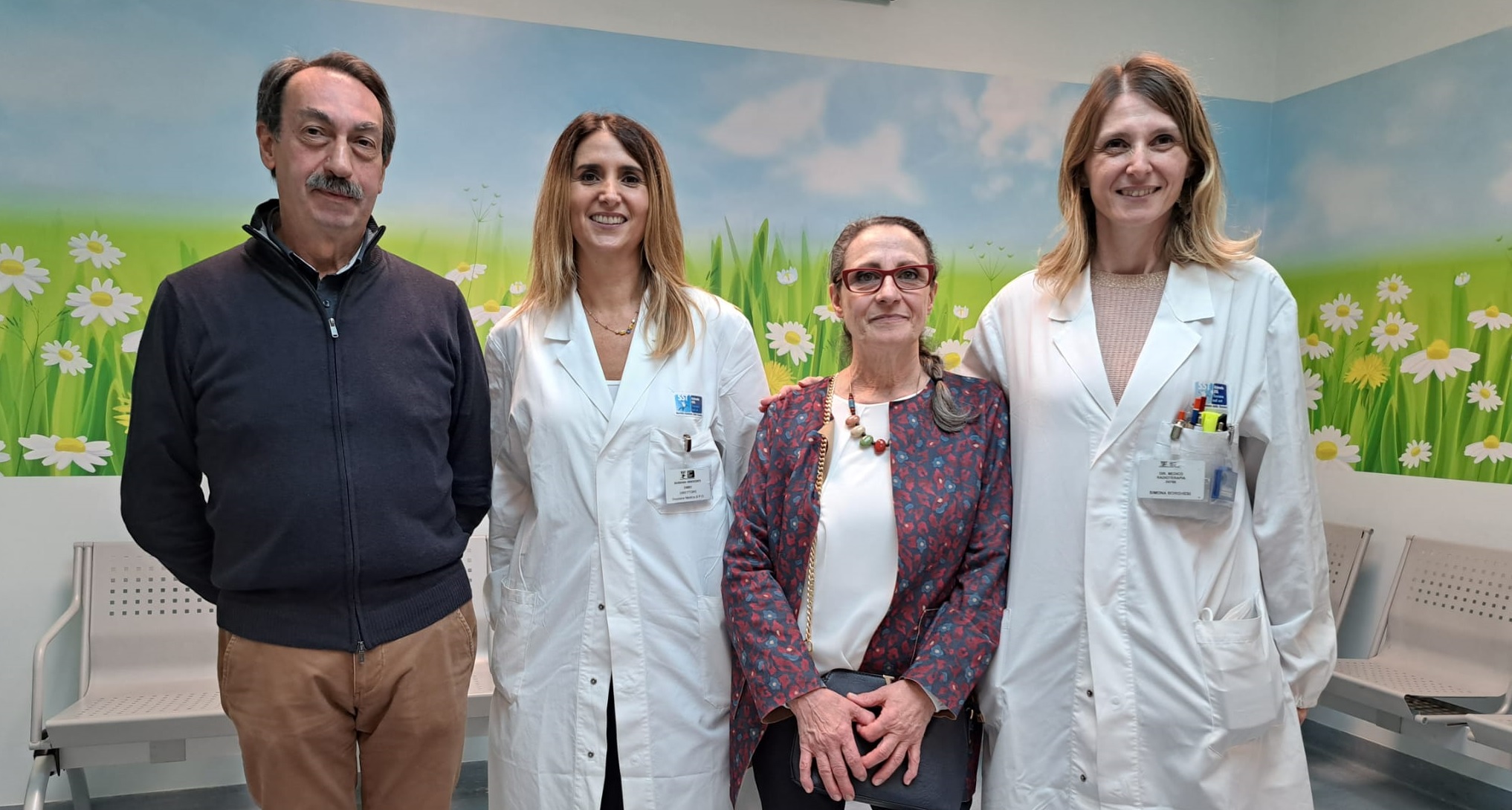 Margherite alle pareti per aiutare i pazienti nel percorso di cura