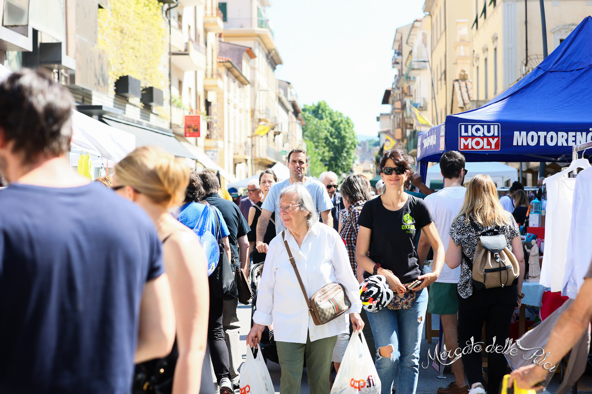 saione_mercato delle pulci